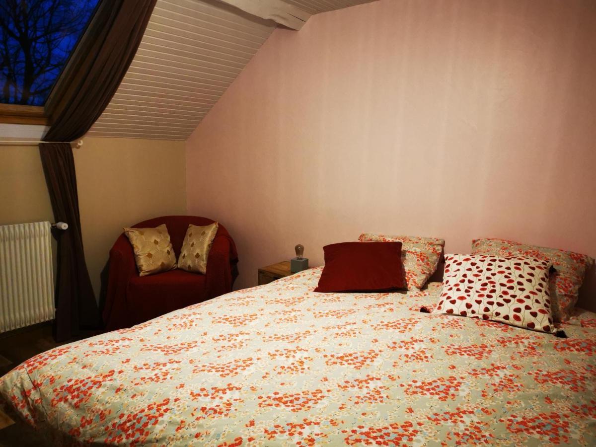 Domaine De L'Esperance, Chambre Rose Bed & Breakfast Bersaillin Dış mekan fotoğraf